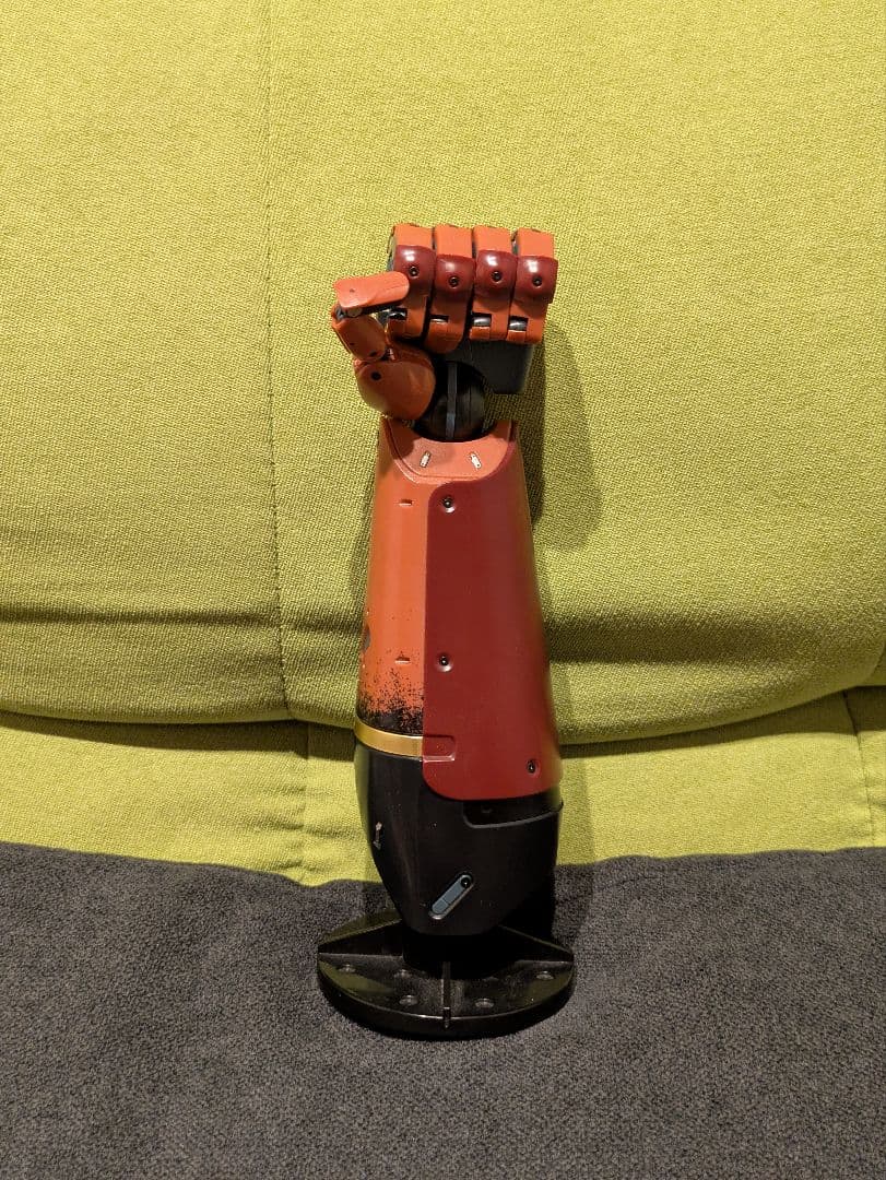 メタルギアソリッド バイオニックアーム 義手 1/2 レプリカ