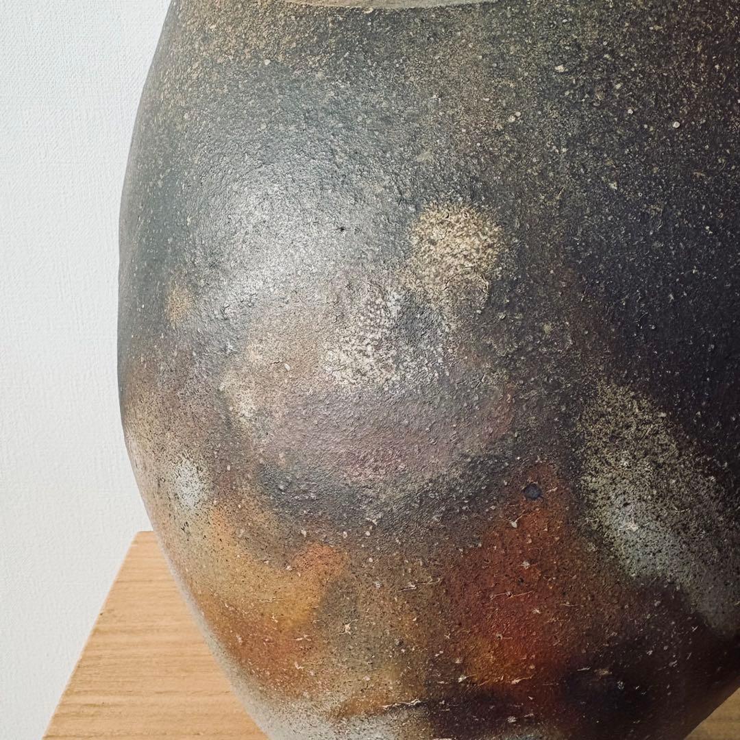 山下譲治　備前焼　変形花器　花瓶花入　共箱付　高さ29cm