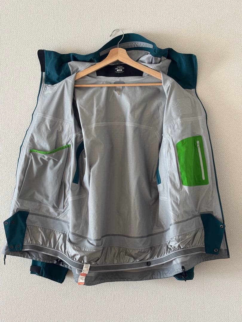 ARC'TERYX WHITELINE SABRE JACKET ティール