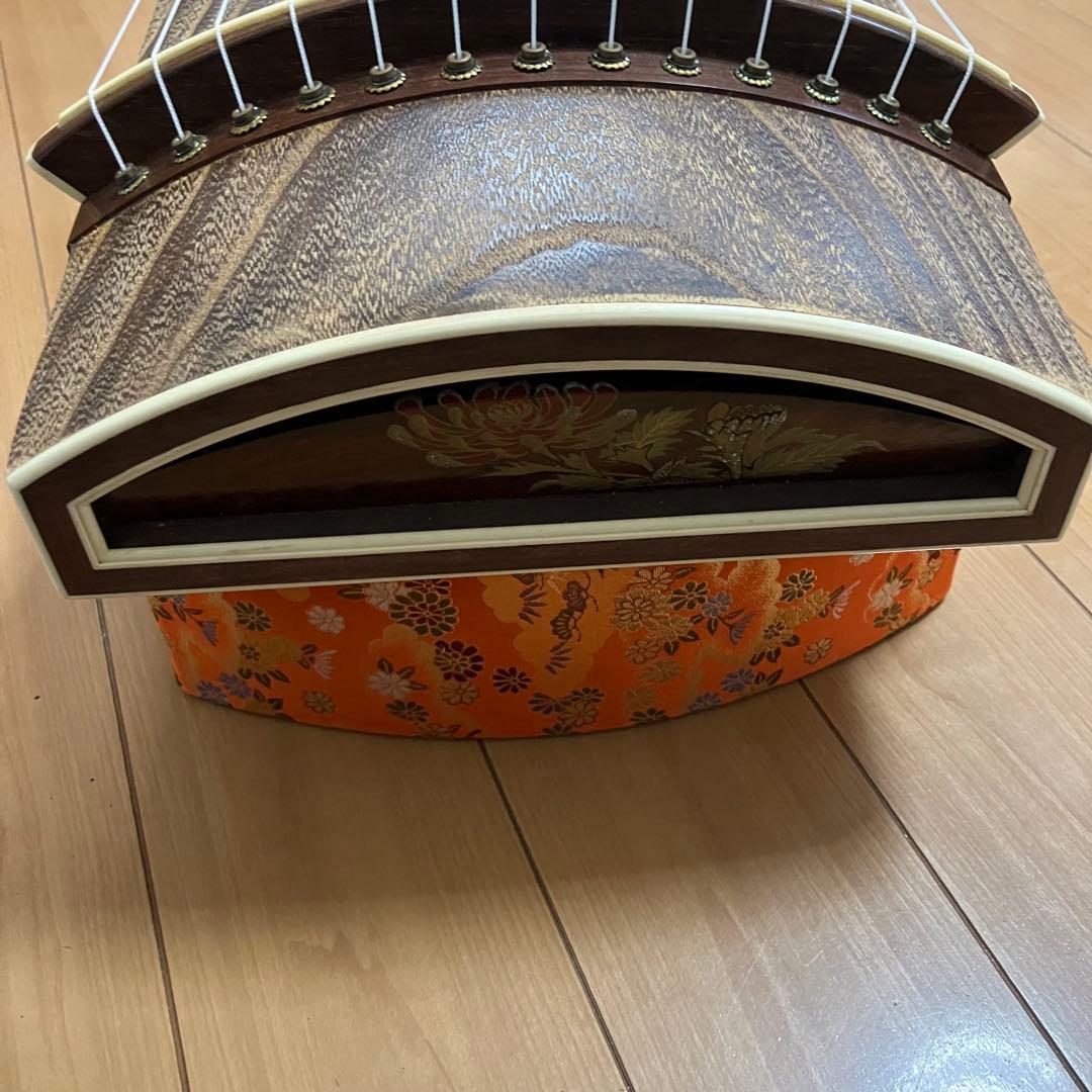 13弦 筝 琴　詩絵あり　すだれ彫り