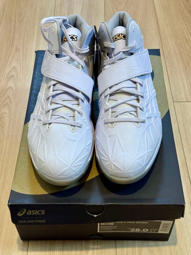 【新品未使用】28cm(白)アシックスGOLDSTAGE I-PRO SETDO
