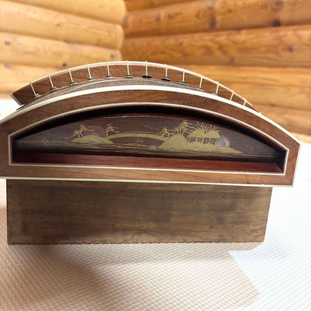 琴 十三弦 金蒔絵 並甲 すだれ彫り 13弦 和楽器