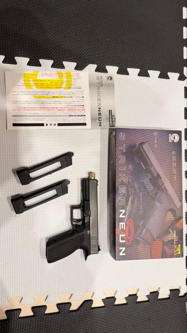 値下げ交渉可 carbon8 カーボネイト ストライカー9 CO2