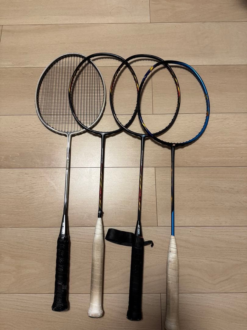 ナノフレア800 アストロクス77 Carbonex20 バドラケット4本セット