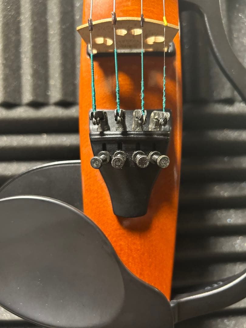 YAMAHAサイレントバイオリン SV100 サイズ4/4 ハードケース付