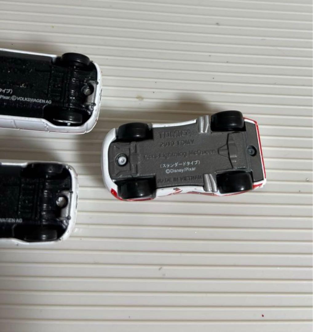 カーズ、ミニカー（トミカ）救急メーター、救急車フィルモア、シュウトドロキペイント