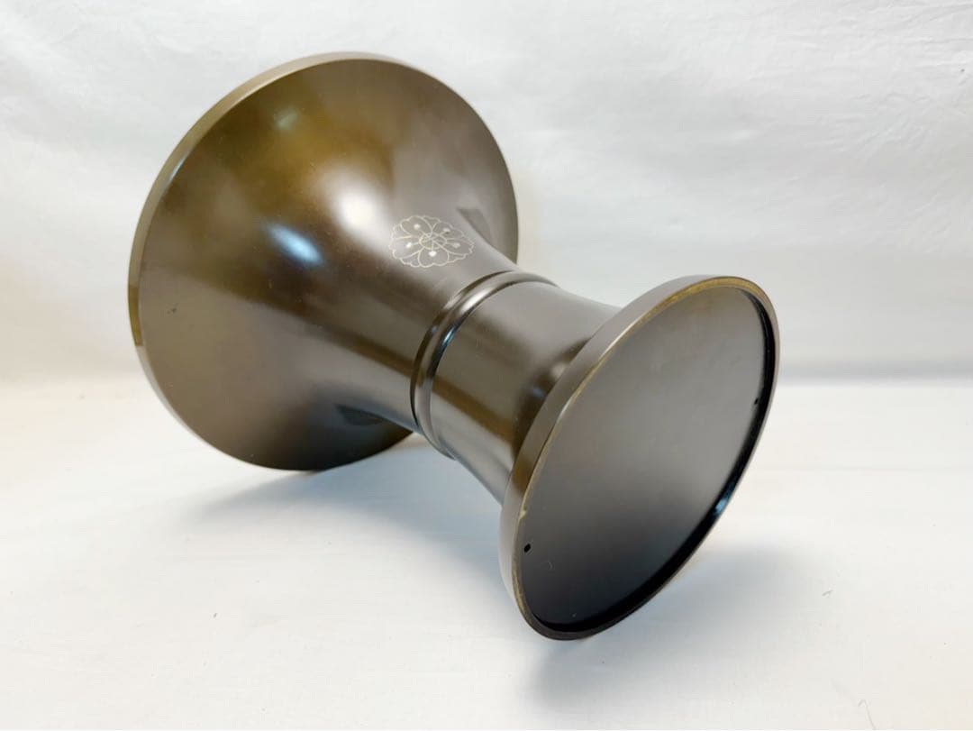 未使用 華道具 ラッパ型 銅 花入 重さ約3.6kg 金属工芸 花瓶 花器元箱