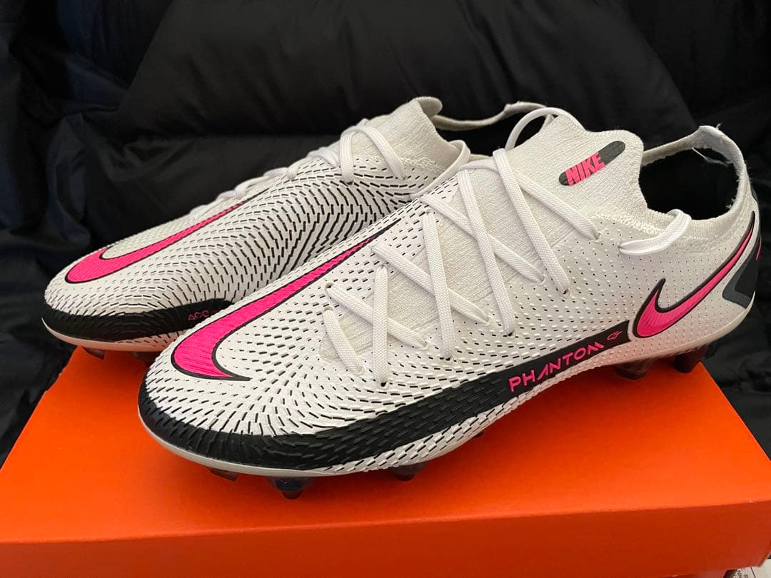 新品　ナイキファントムGTエリートSG-PRO 24.0cm 取り替え