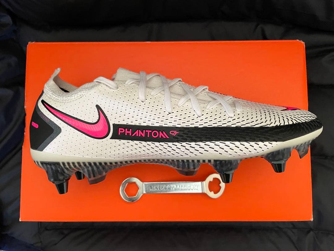新品　ナイキファントムGTエリートSG-PRO 24.0cm 取り替え