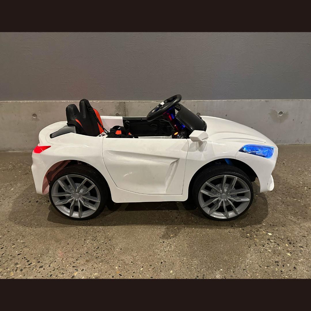 電動自動車 子供用 ラジコンカー マセラティ ホワイト