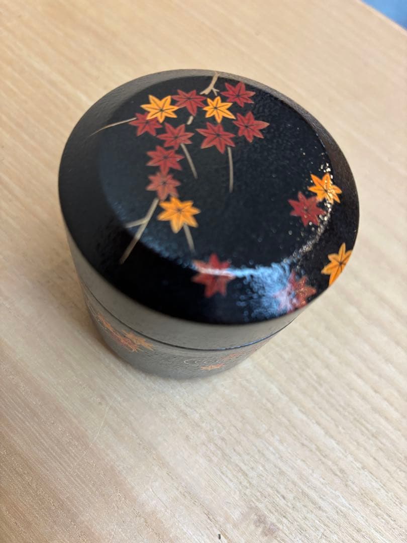 茶道具　雪吹　棗　黒叩塗　竜田川蒔絵　岡本陽斉