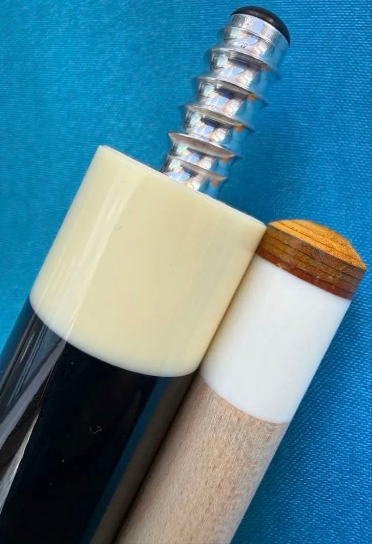 Predator Aspire ビリヤードキュー