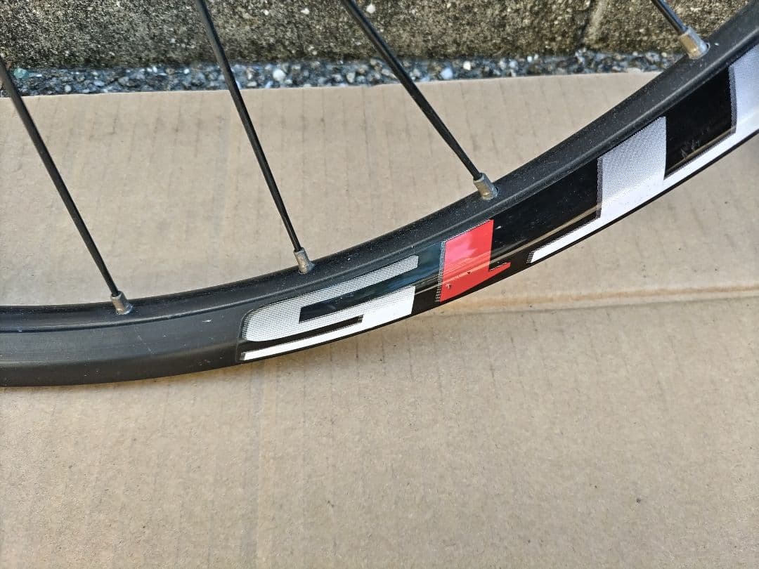 シマノ　 WH-MT15　 26インチ　ホイール