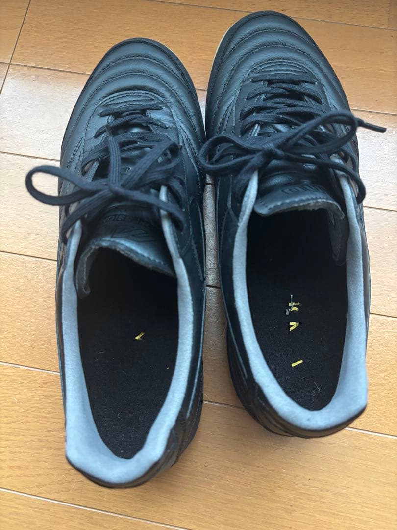 MORELIA フットサルシューズ ブラック