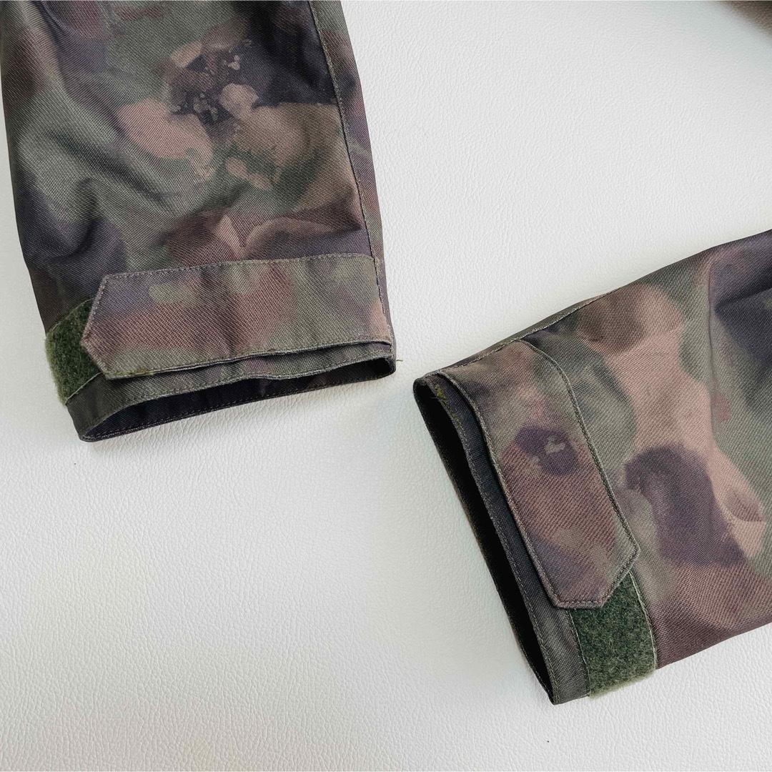 6720 ボルコム　ジャケット　スノボウェア メンズ 迷彩柄　カモフラ