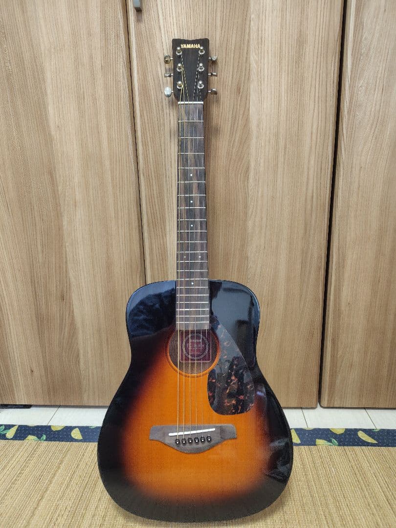 Yamaha アコースティックギター JR2S ギターケース付き