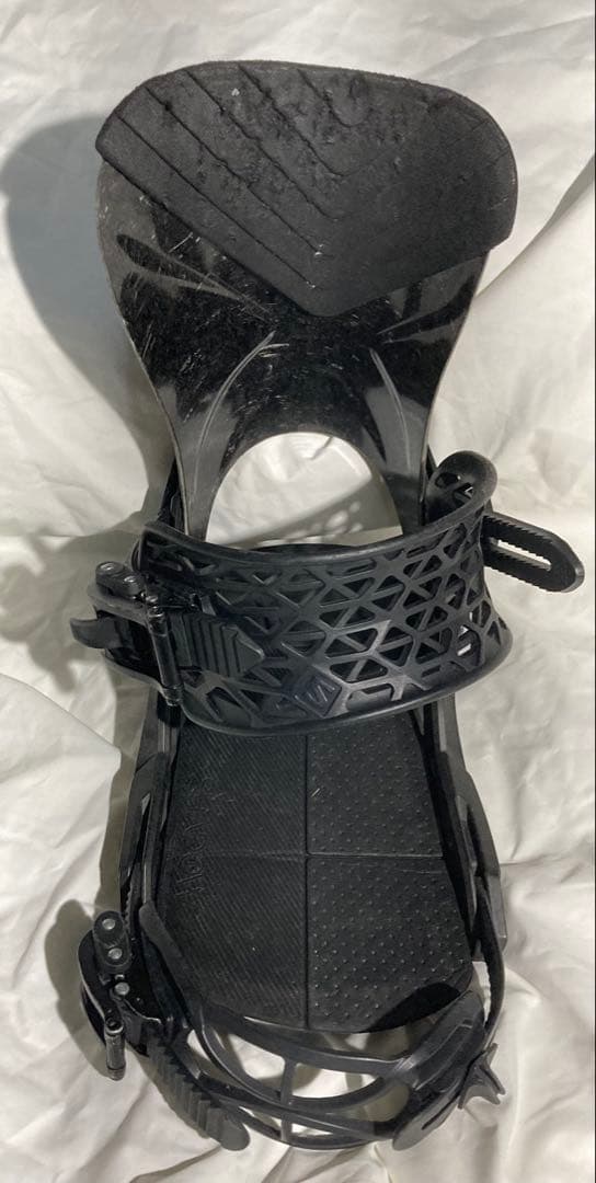 値下！カーボンハイバック高反応！SALOMON クォンタムバインディングMサイズ