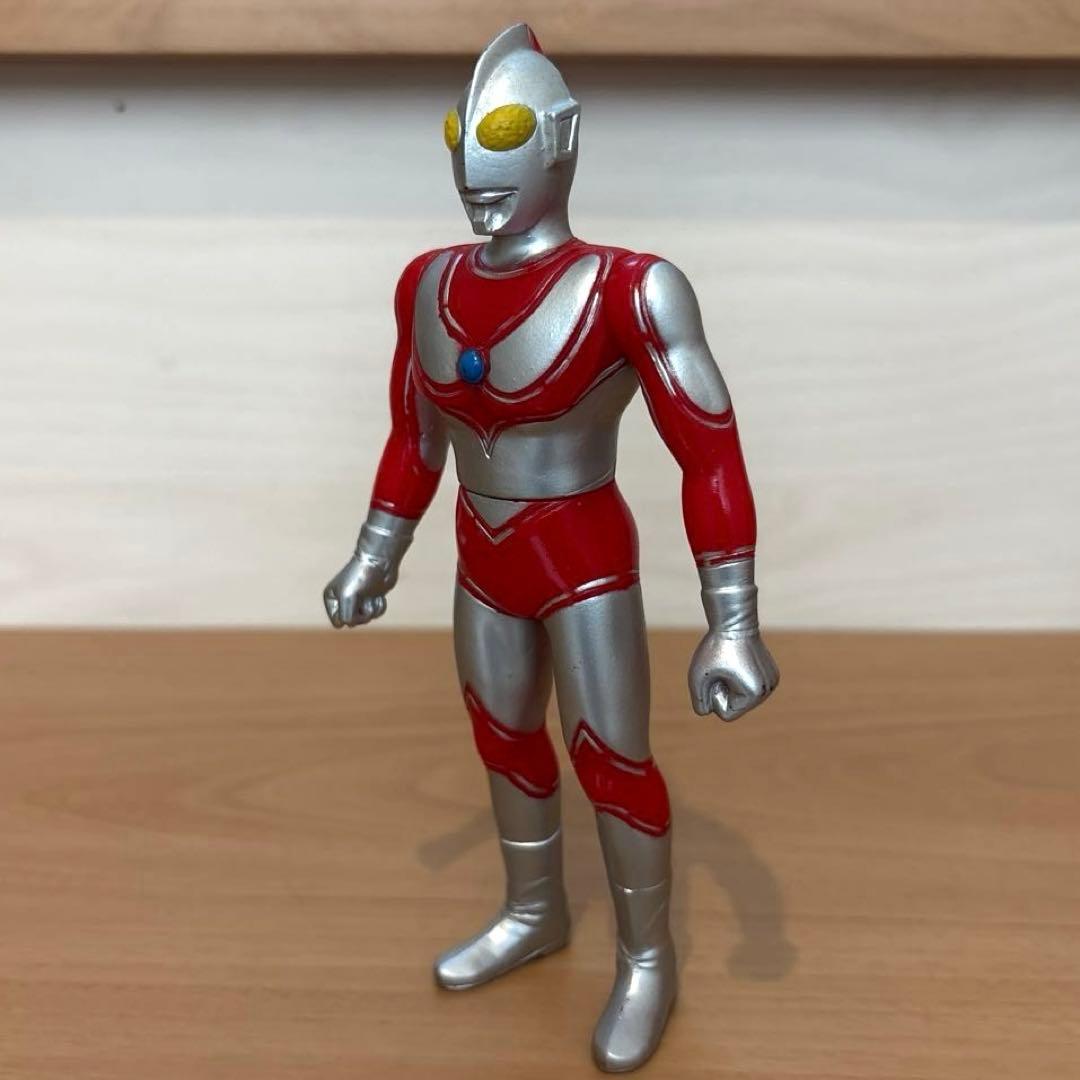 美品 ウルトラ怪獣 帰ってきたウルトラマン 1983年 1期初版 プラタグ付