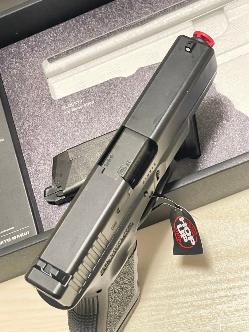 本体極美品‼︎ 東京マルイGLOCK 19 Gen3　予備マガジン付き