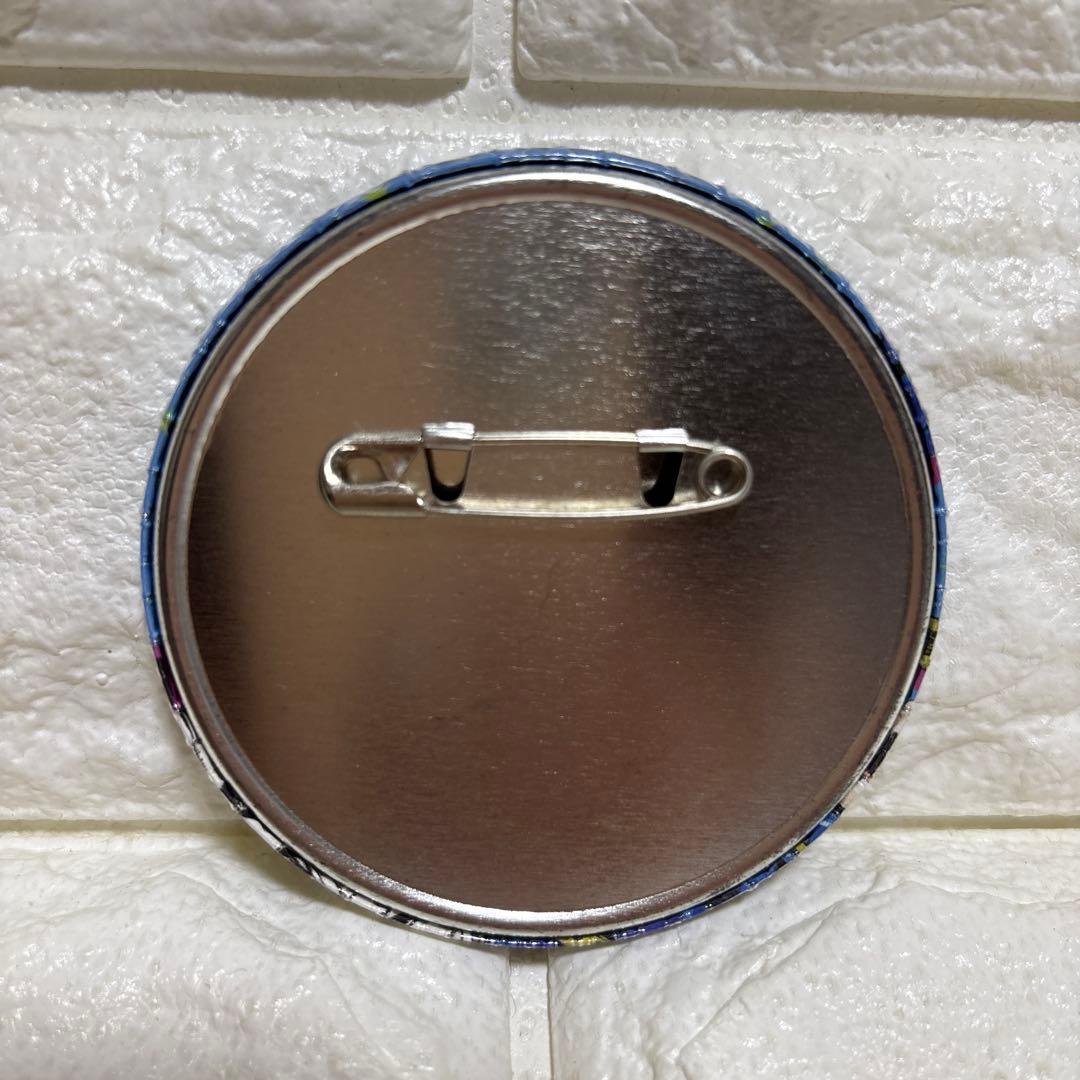 ジョジョの奇妙な冒険　ジョジョ展　缶バッジ　ブチャラティ　トリッシュ