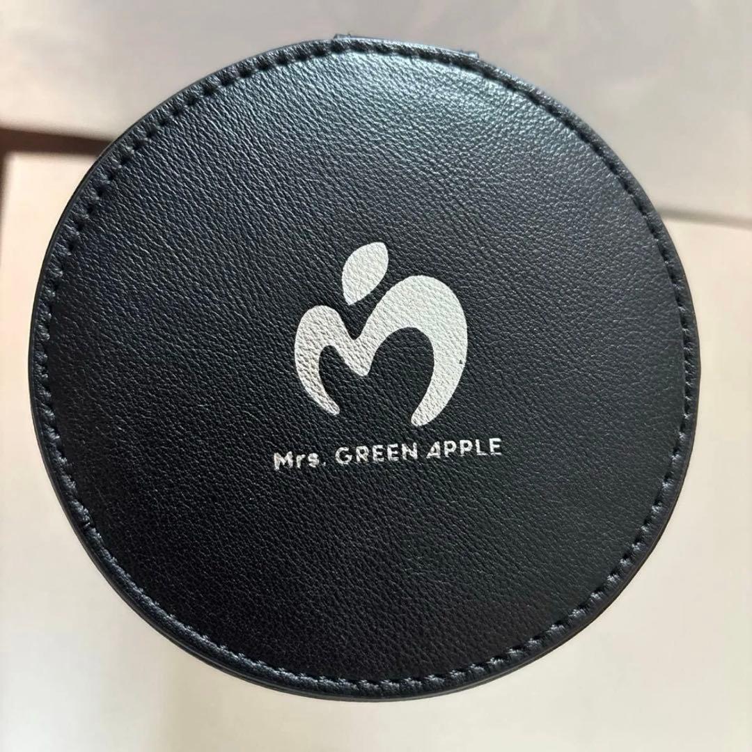 ミセスグリーンアップル　ライトスティックケース ストラップ付き黒