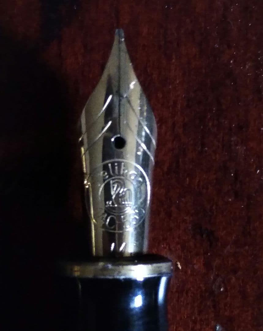 ペリカン　スーべレーン　 M400 万年筆　M 中字 透明軸 緑縞　グリーン