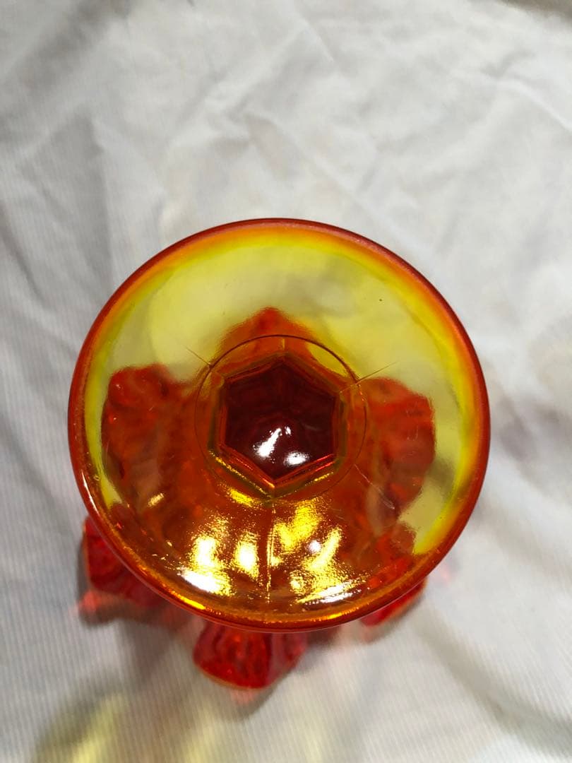 赤いガラスセール