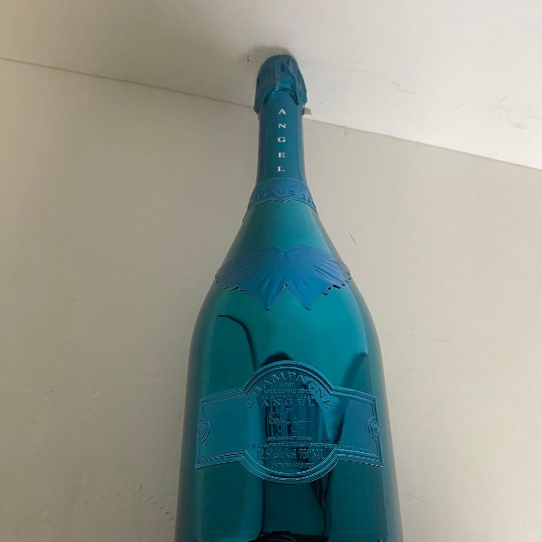 エンジェル　シャンパン　ヴィンテージ　ブルー　2011 箱付き　ケース