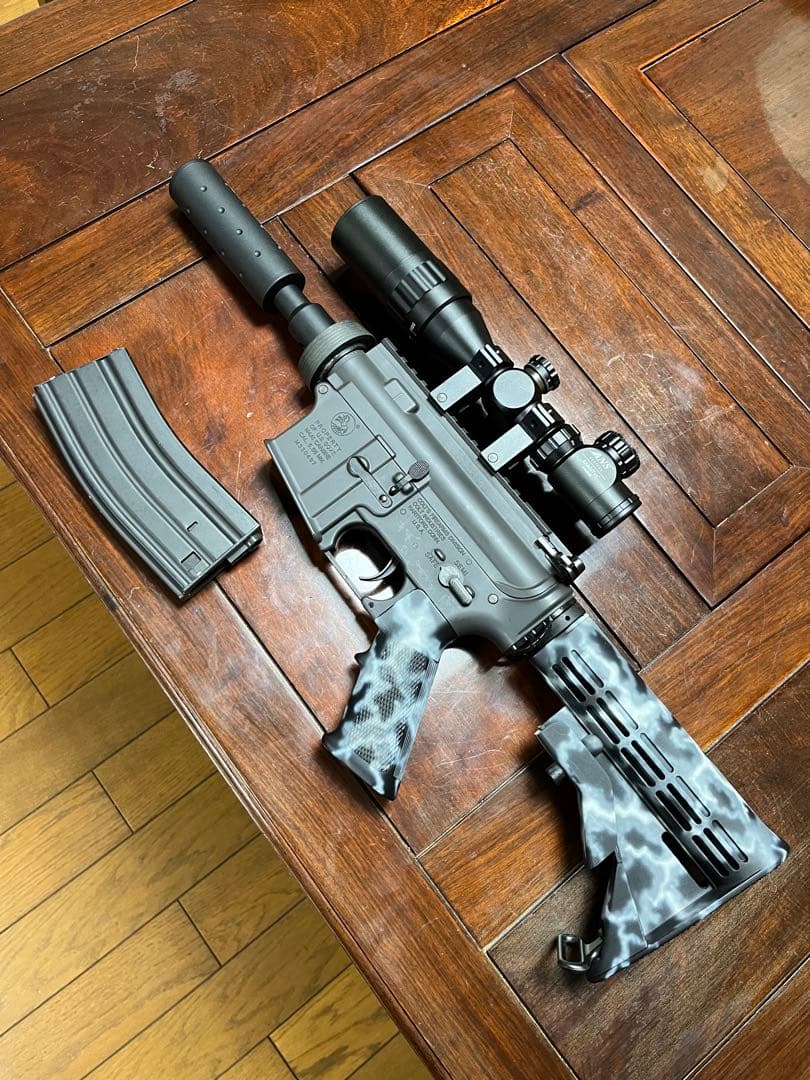 東京マルイ M4 ショート パトリオット サバゲー特化型 電動ガン 都市迷彩