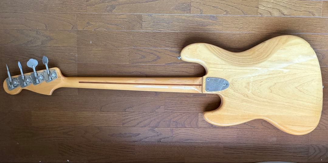 キ*イ様 Fender JAZZ BASS