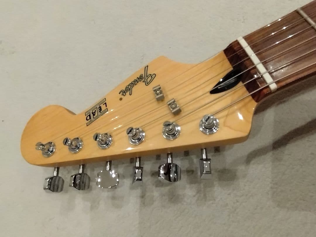 Fender LEAD 2 エレキギター レッド