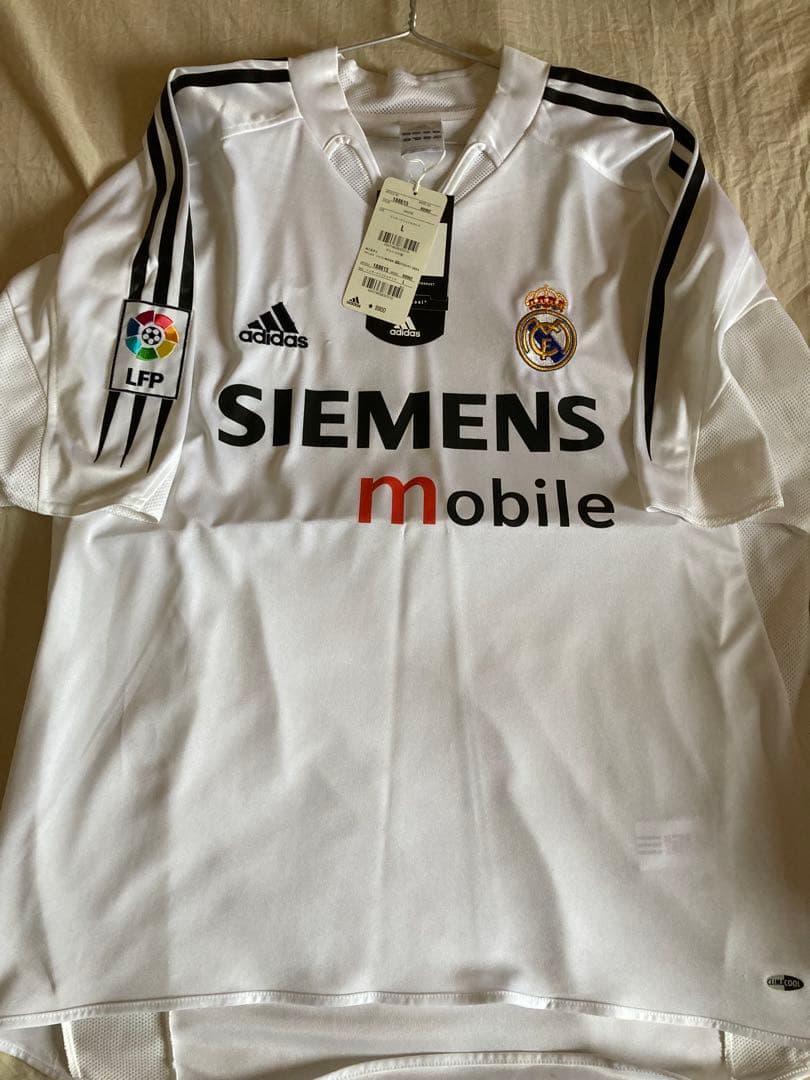 グティ　サイン入り　ユニフォーム　レアルマドリード　スペイン