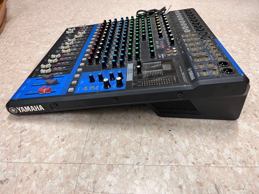 YAMAHA MG16XU　アナログミキサー　ヤマハ