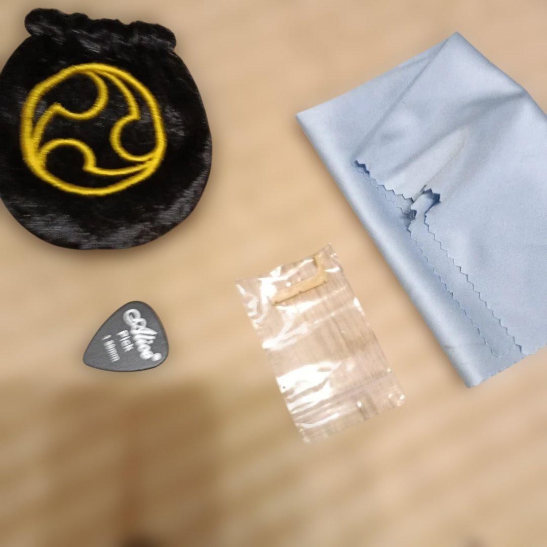 127,沖縄三線本体 ヘビ皮模様 付属品付き