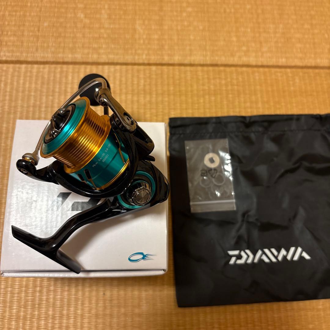 Daiwa Emeraldas MX 2508PE-H リール