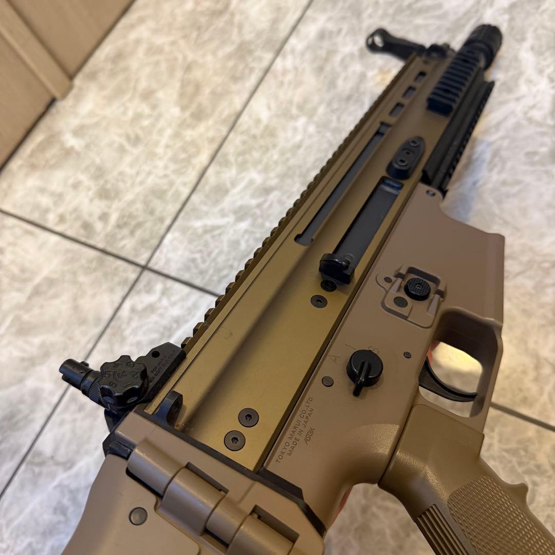 ［リコイルオミット済み］次世代電動ガン SCAR-L CQC タンカラー