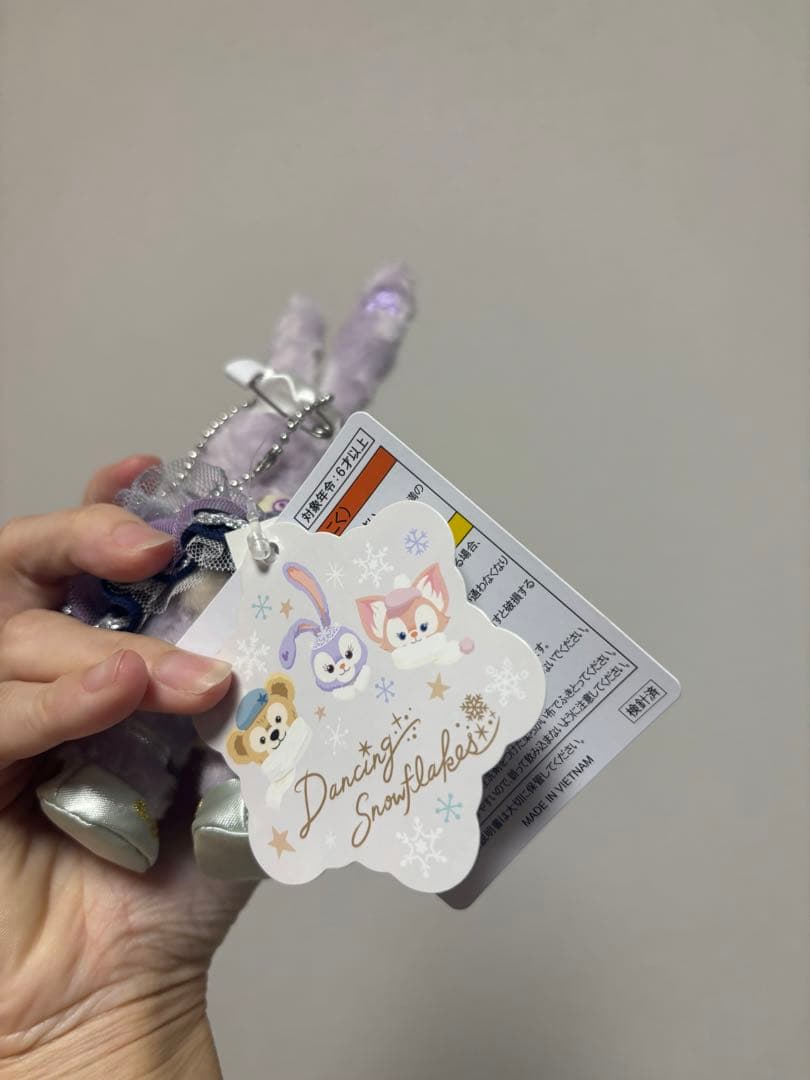 ダンシングスノーフレークス　ディズニー　ステラルー　リーナベル　ぬいぐるみバッジ