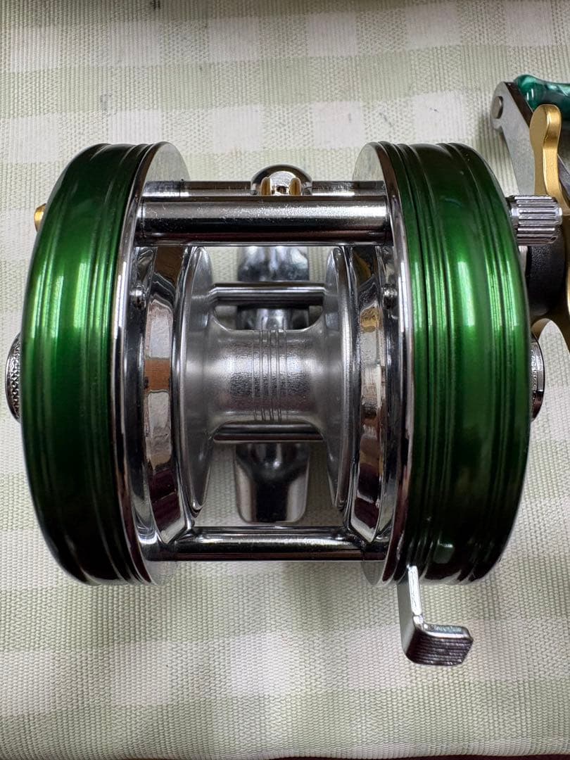 アブガルシア アンバサダー 4500CS グリーン カスタム AbuGarcia