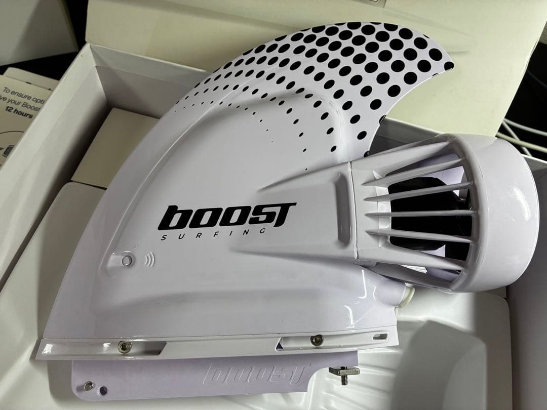 新品未使用　Boost Fin (フィンリーシュ・FCSアダプター付き)