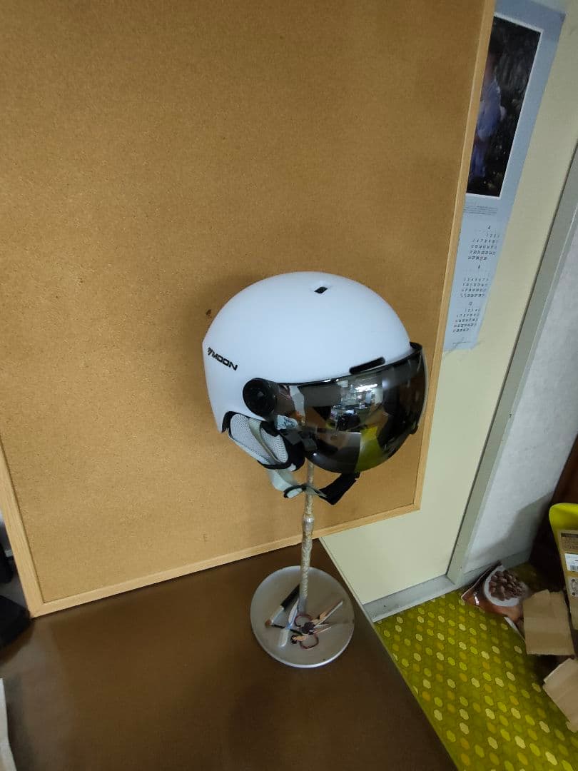 スキー用ヘルメット　大人用　Lサイズ　58cm〜61cm