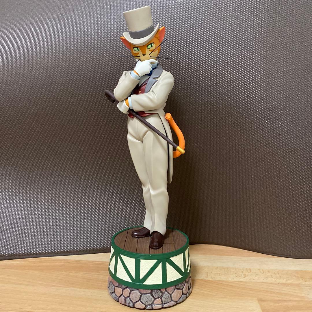 ジブリ　バロン オルゴール フィギュア 猫の恩返し