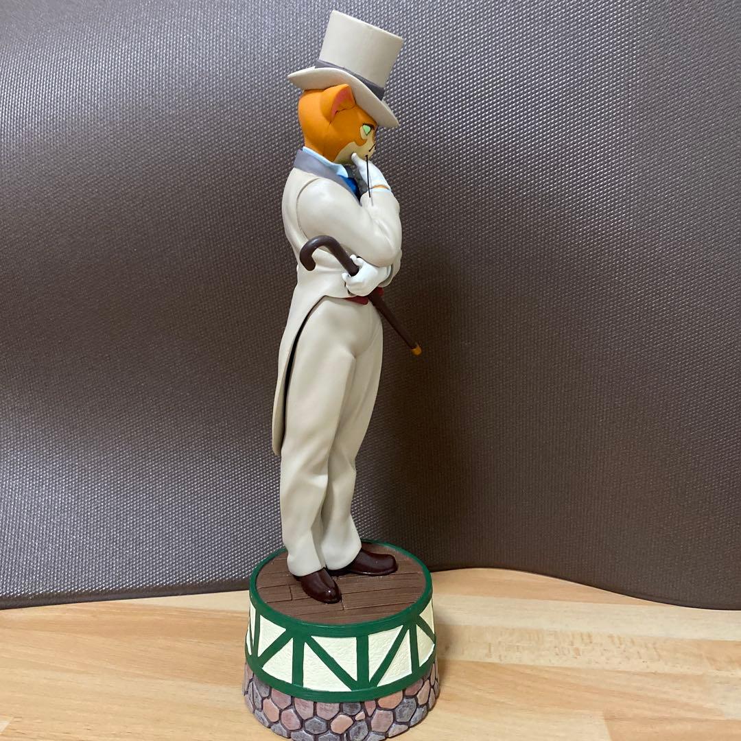 ジブリ　バロン オルゴール フィギュア 猫の恩返し