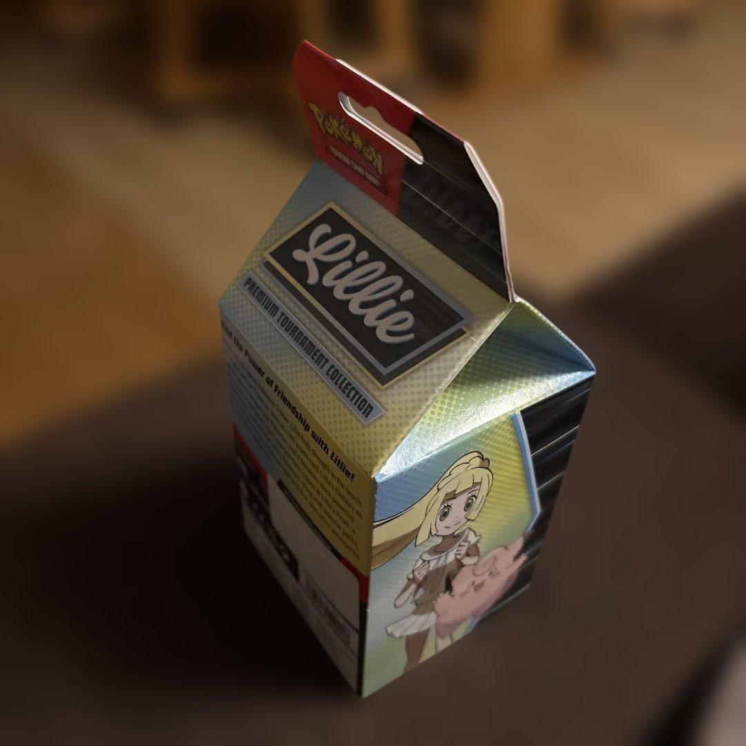 n*w様 【新品未開封】英語版 ポケカ リーリエ＆ピッピプレミアムトーナメントコ