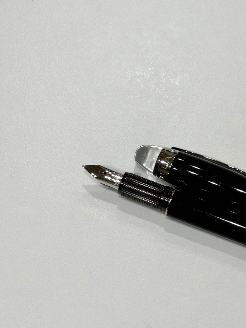 モンブラン　スターウォーカー　ブラック　ペン先14k 585