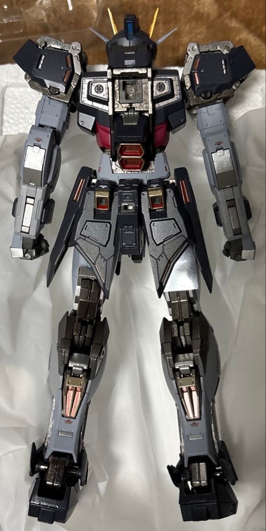 メタルビルド　ストライクノワールガンダム