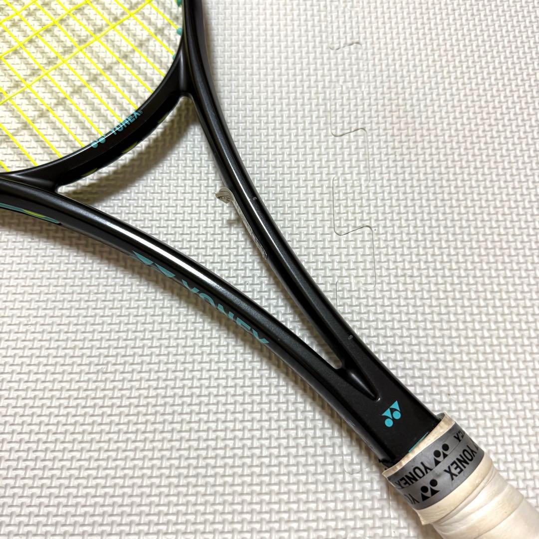 YONEX ジオブレイク70V ガット　インヴォーク