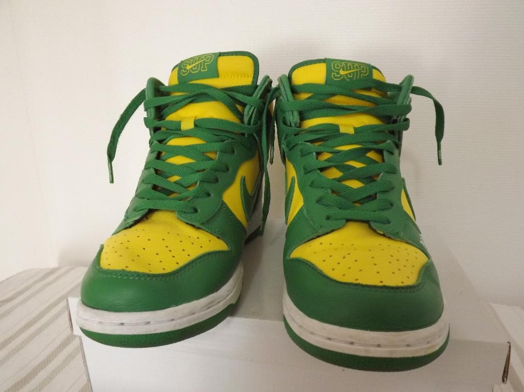 SUPREME(シュプリーム)× NIKE(ナイキ)ダンク ハイ スニーカー