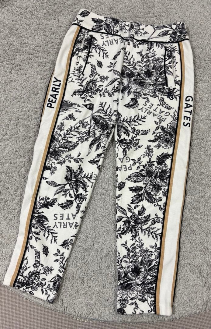 PEARLYGATES パーリーゲイツ　パンツ　ゴルフウェア　花柄　ボタニカル