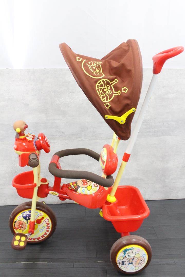 ▲ジョイパレット おでかけ三輪車 おしゃべりアンパンマン SP 押し棒付き