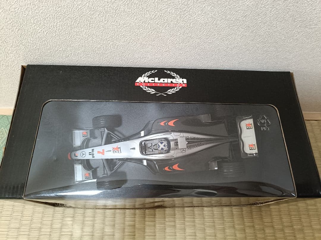 McLaren MINICHAMPS 1:18 ミニカー